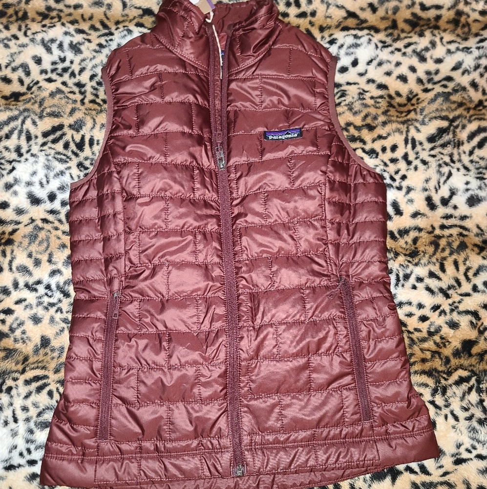 Patagonia Vest - Picture 2 of 16